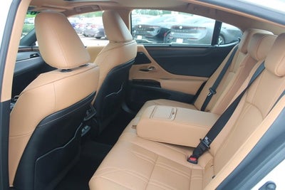 2023 Lexus ES ES 300h Ultra Luxury
