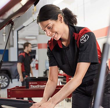 Service Center | Chuck Hutton Toyota in Memphis TN