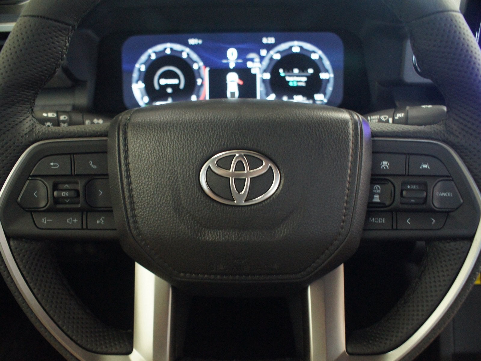 2026 Toyota Tacoma i-FORCE MAX Tacoma Trailhunter