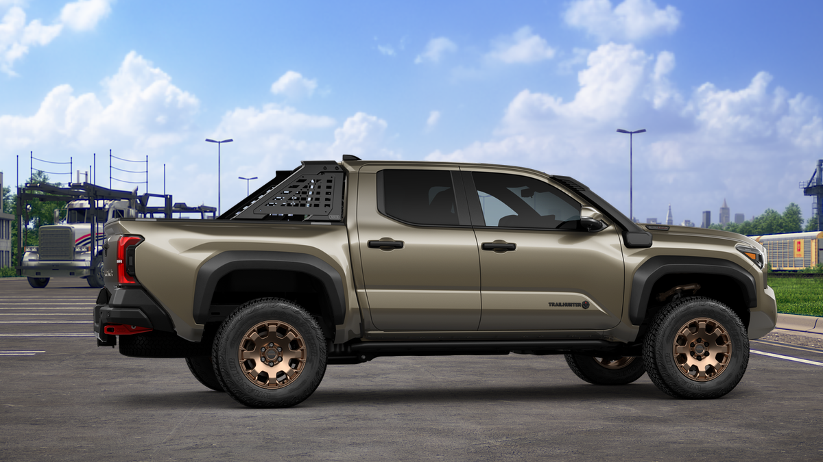 2026 Toyota Tacoma i-FORCE MAX Tacoma Trailhunter