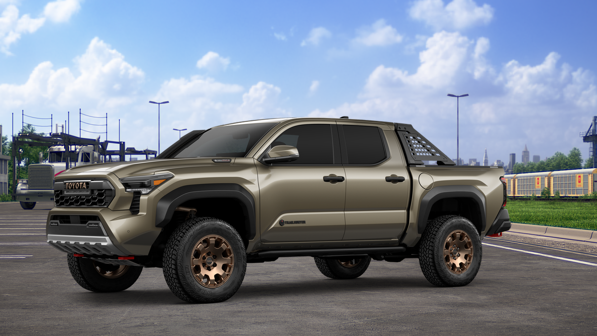 2026 Toyota Tacoma i-FORCE MAX Tacoma Trailhunter