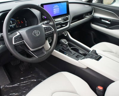 2026 Toyota Grand Highlander LE