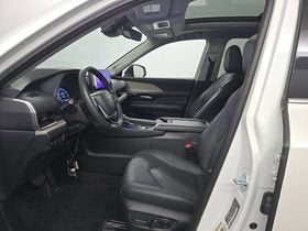 2025 Toyota Grand Highlander Hybrid Limited