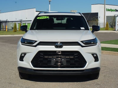 2025 Toyota Grand Highlander Hybrid Nightshade