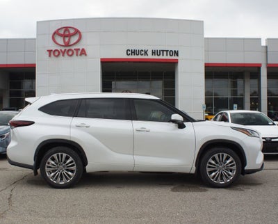 2026 Toyota Highlander Hybrid Platinum