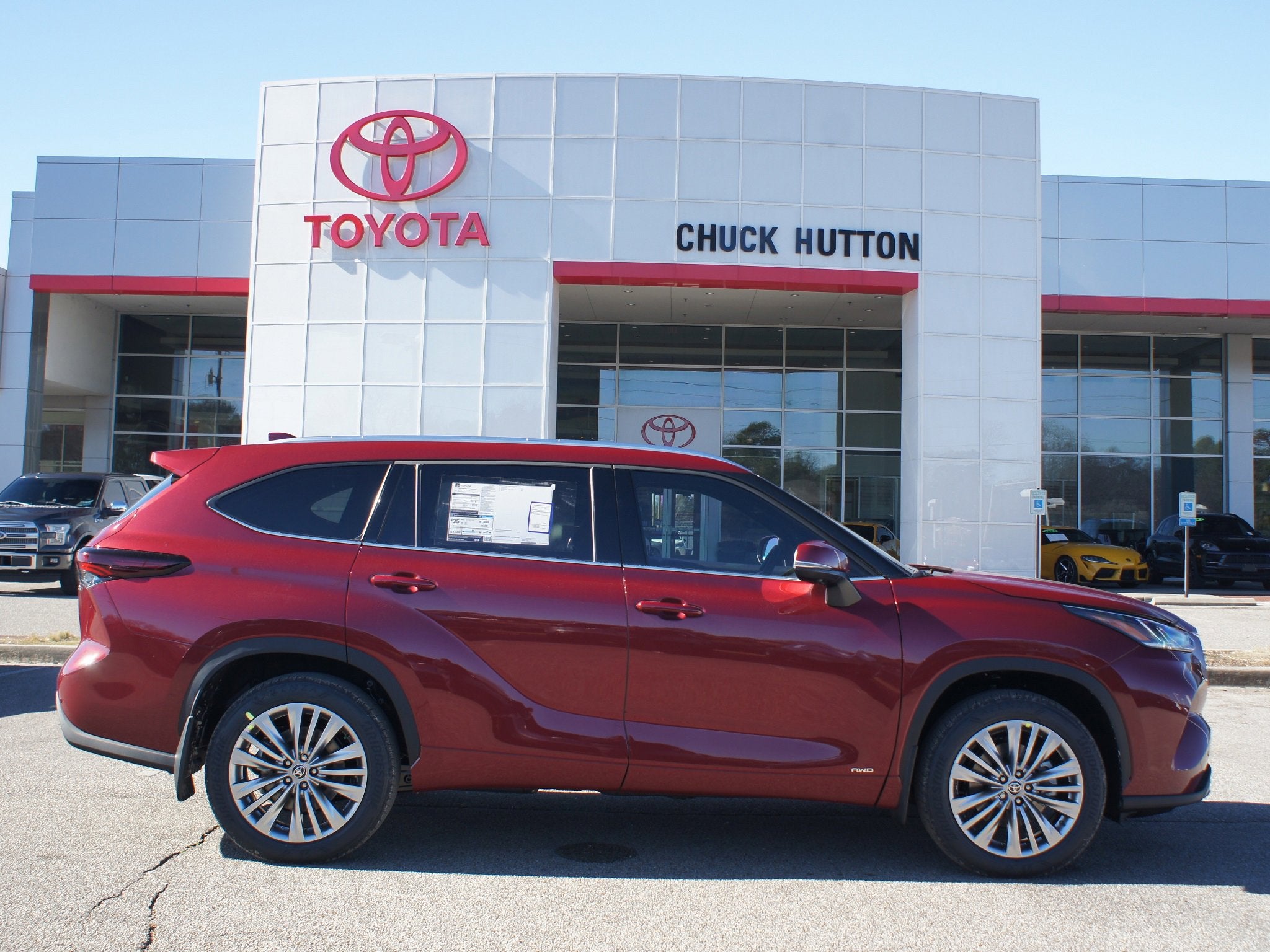 2026 Toyota Highlander Hybrid Platinum