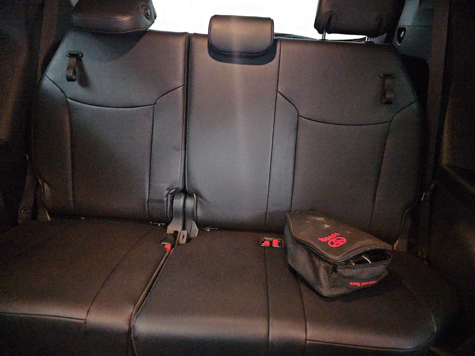 2025 Toyota Sienna Platinum
