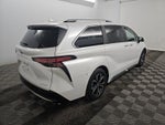 2025 Toyota Sienna Platinum