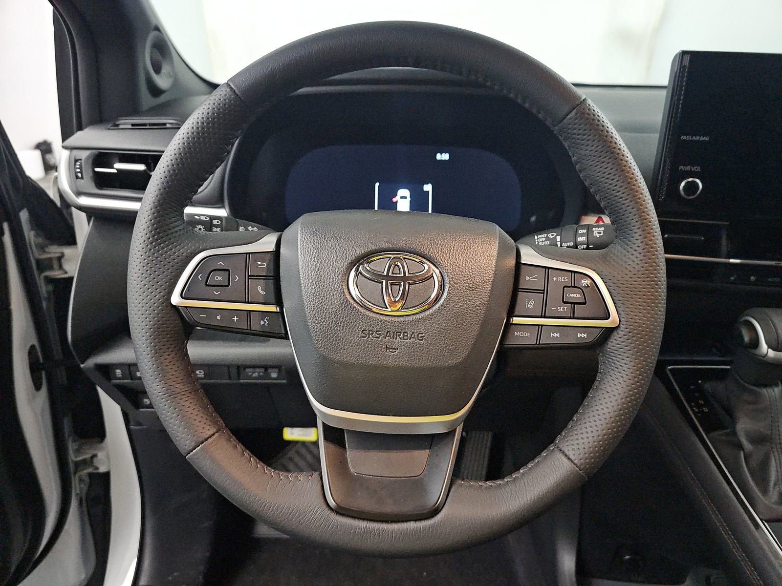 2025 Toyota Sienna Platinum