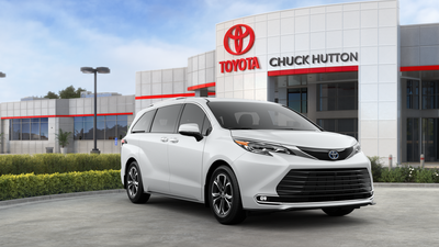 2025 Toyota Sienna Platinum