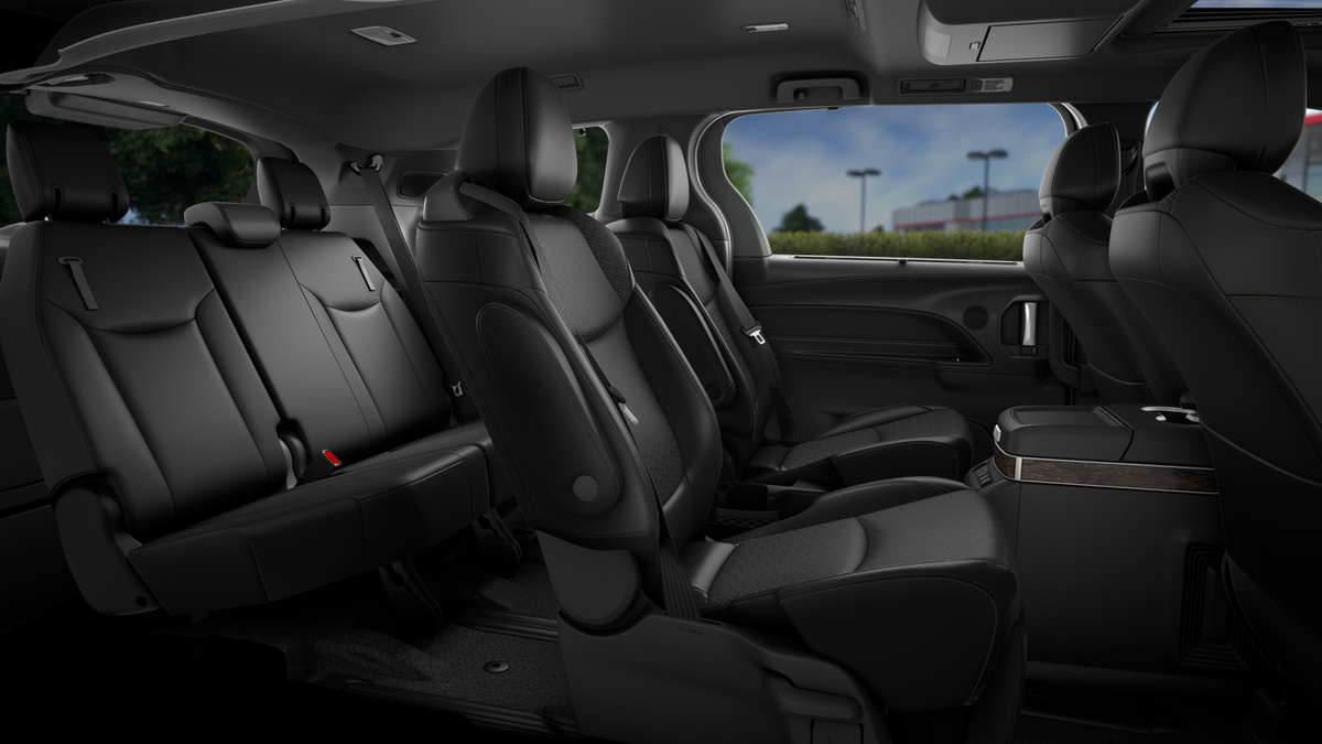 2025 Toyota Sienna Platinum