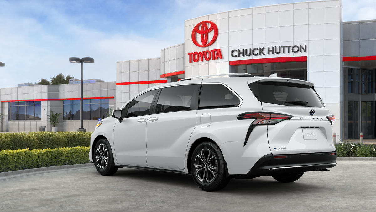 2025 Toyota Sienna Platinum