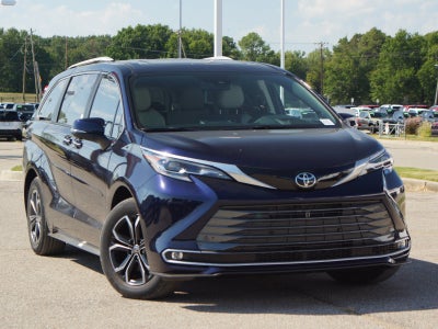 2026 Toyota Sienna Platinum
