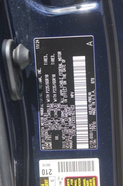 2025 Toyota Sienna Platinum