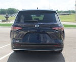 2025 Toyota Sienna Platinum