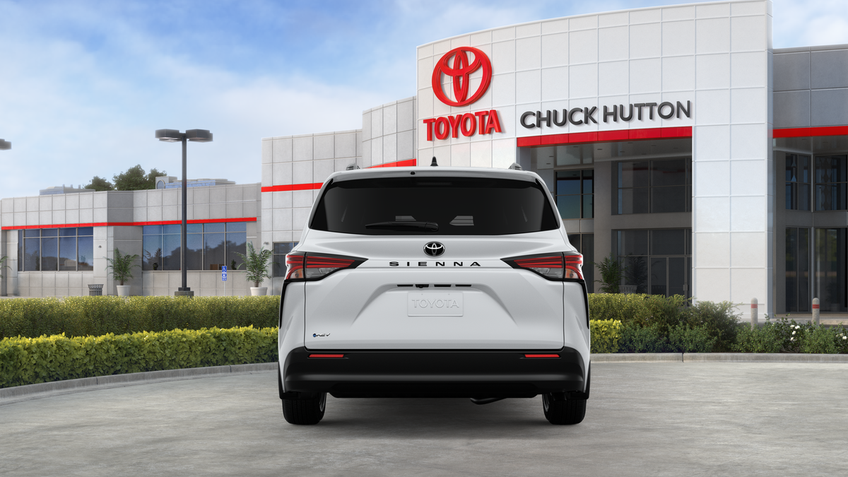2026 Toyota Sienna LE