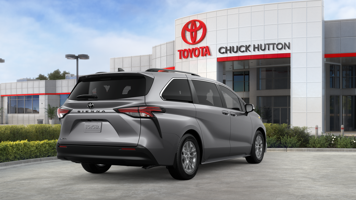 2026 Toyota Sienna LE