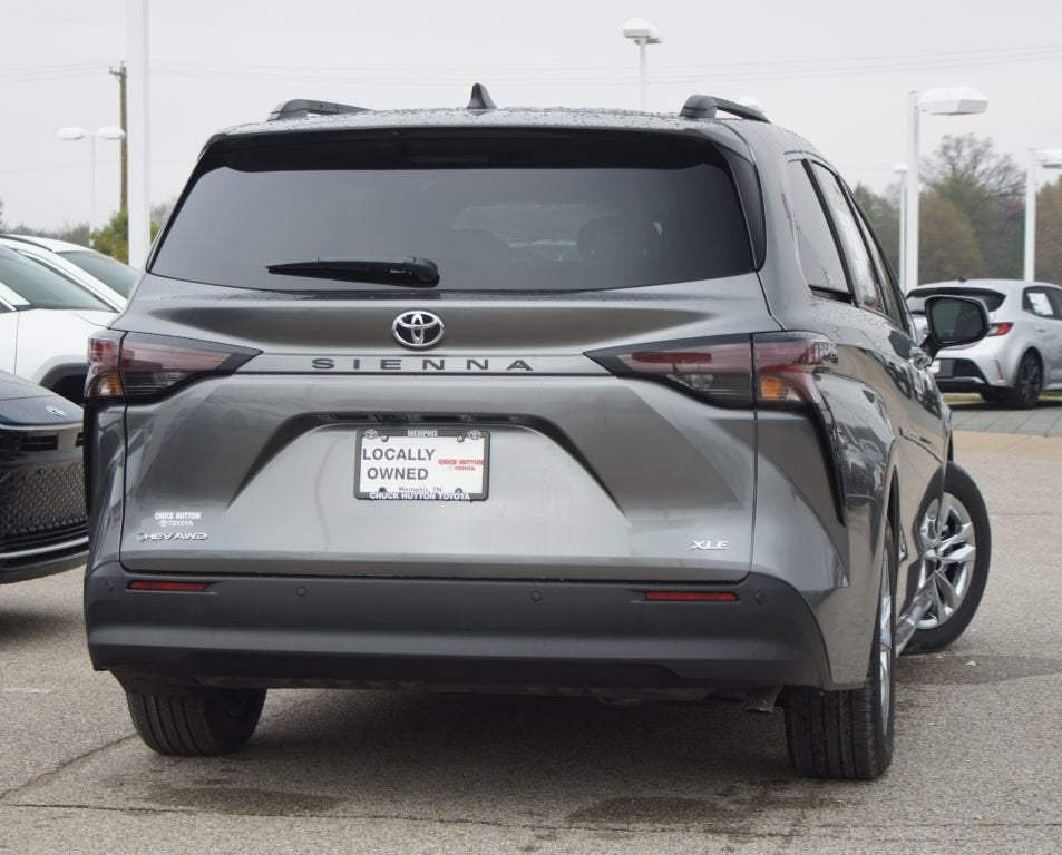 2026 Toyota Sienna XLE