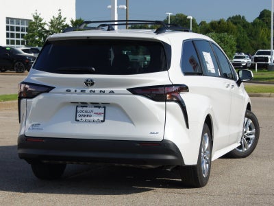 2026 Toyota Sienna XLE