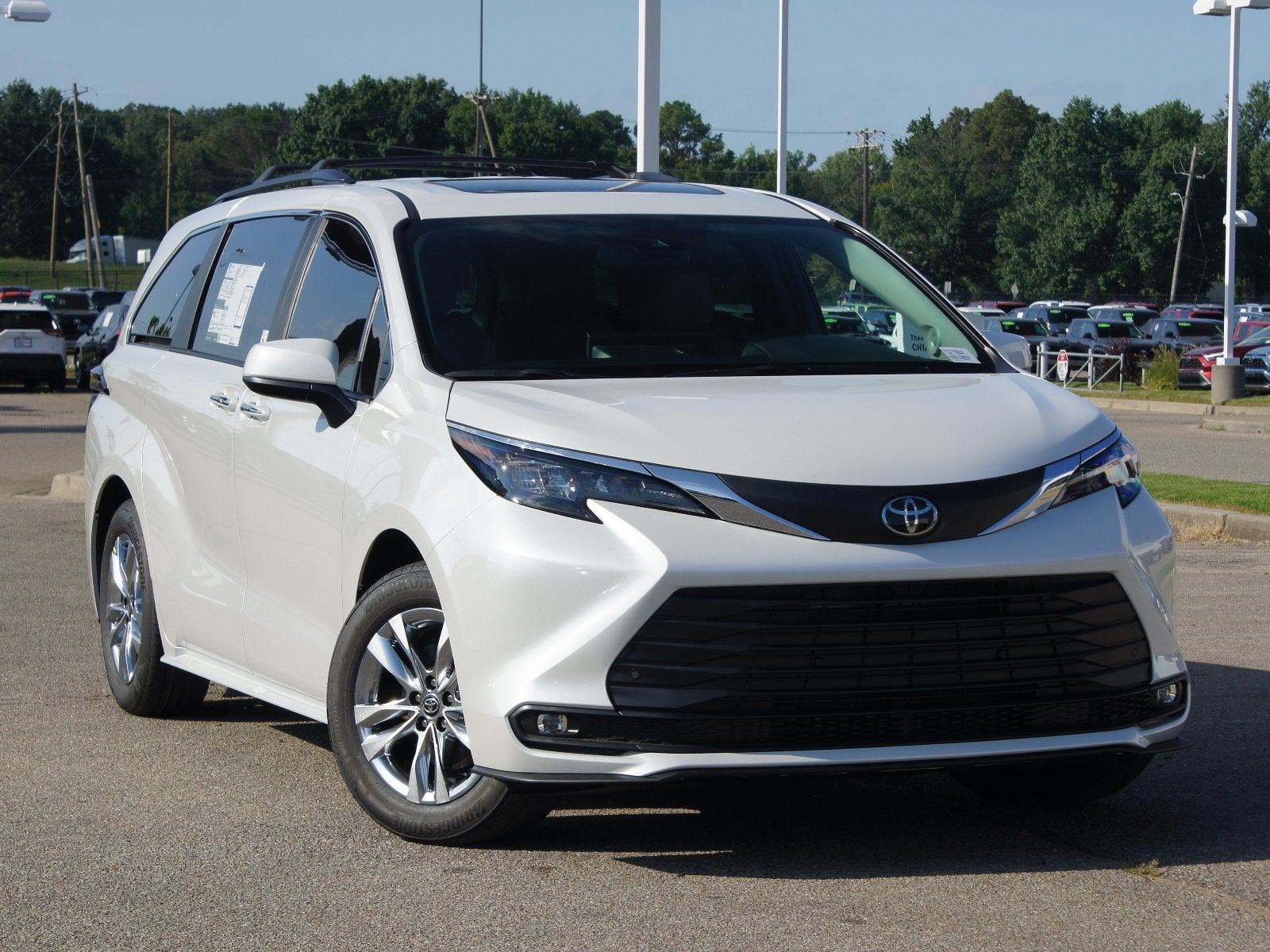 2026 Toyota Sienna XLE