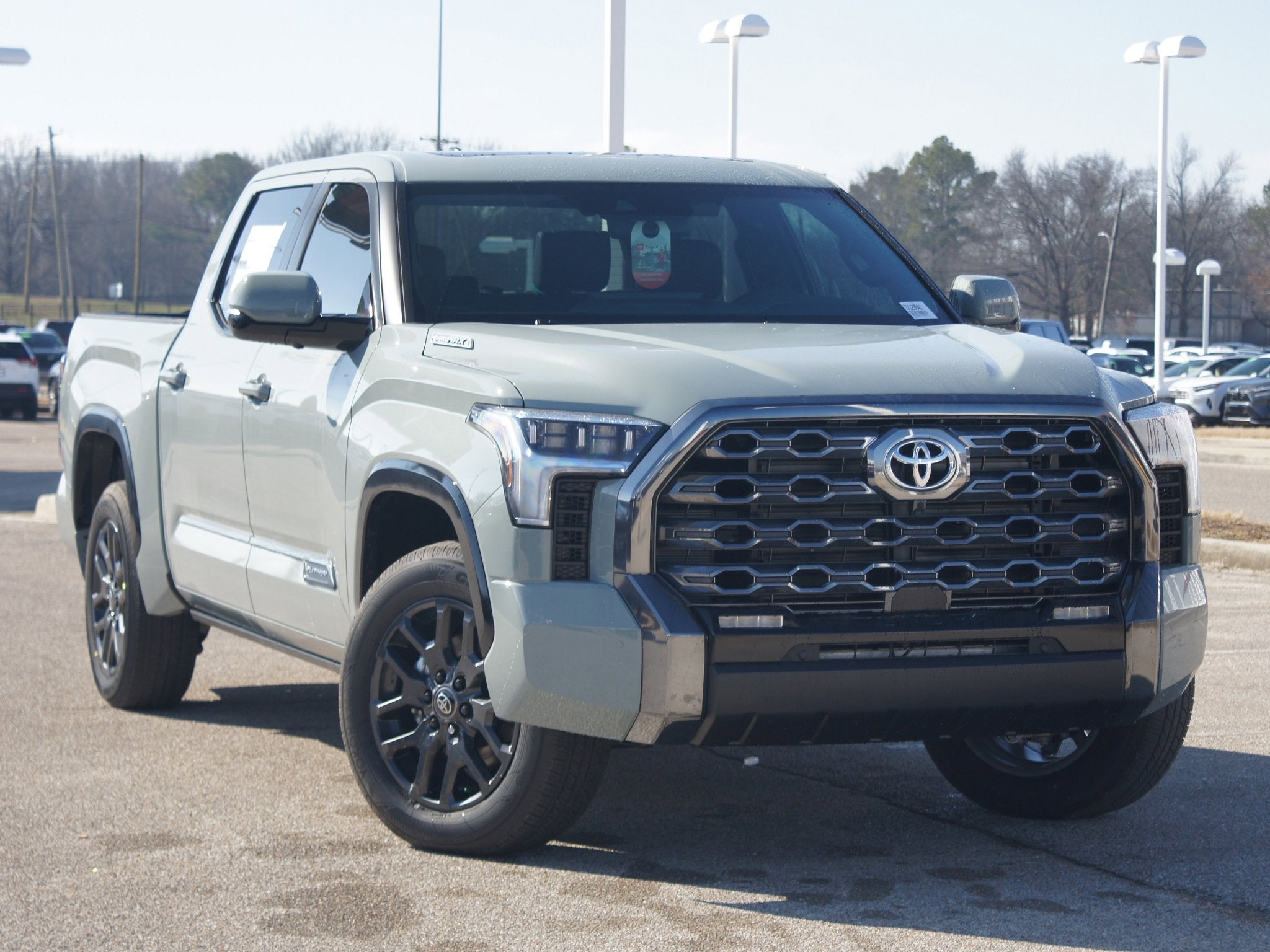 2026 Toyota Tundra i-FORCE MAX Tundra Platinum