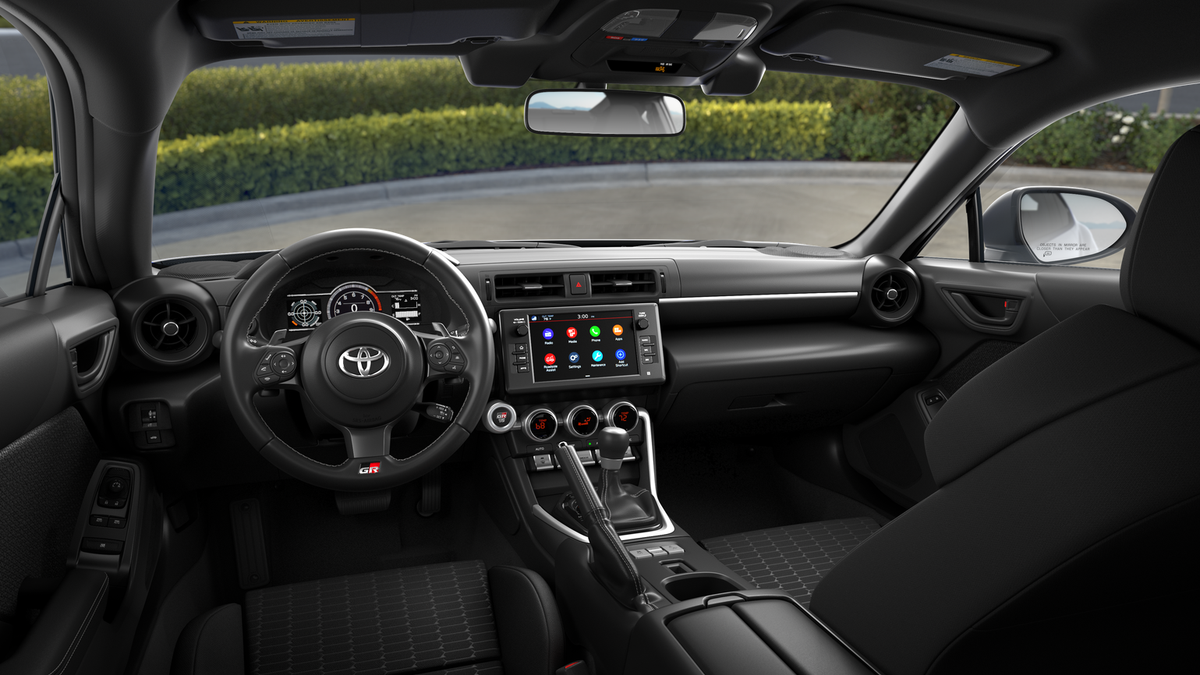 2025 Toyota GR86 AT