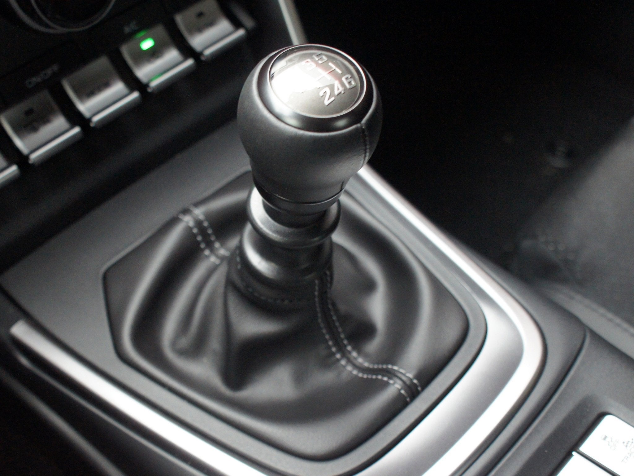 2026 Toyota GR86 Premium MT