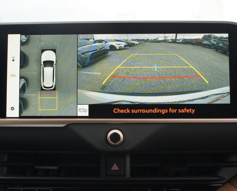 2026 Toyota Toyota Crown Signia Limited