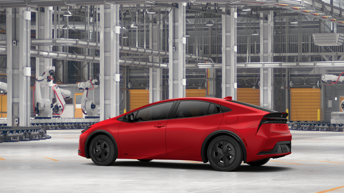 2027 Toyota Prius LE AWD