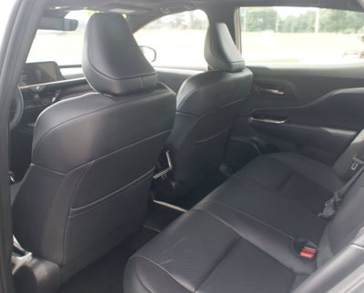 2025 Toyota Toyota Crown Platinum