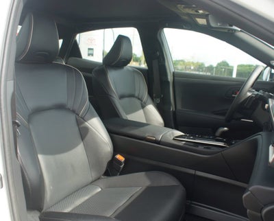 2025 Toyota Toyota Crown Platinum