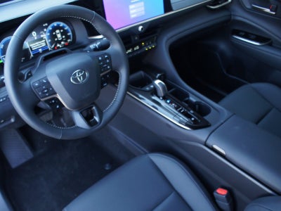 2026 Toyota Toyota Crown Platinum