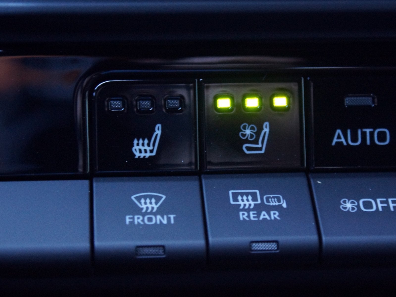 2027 Toyota Toyota Crown Limited