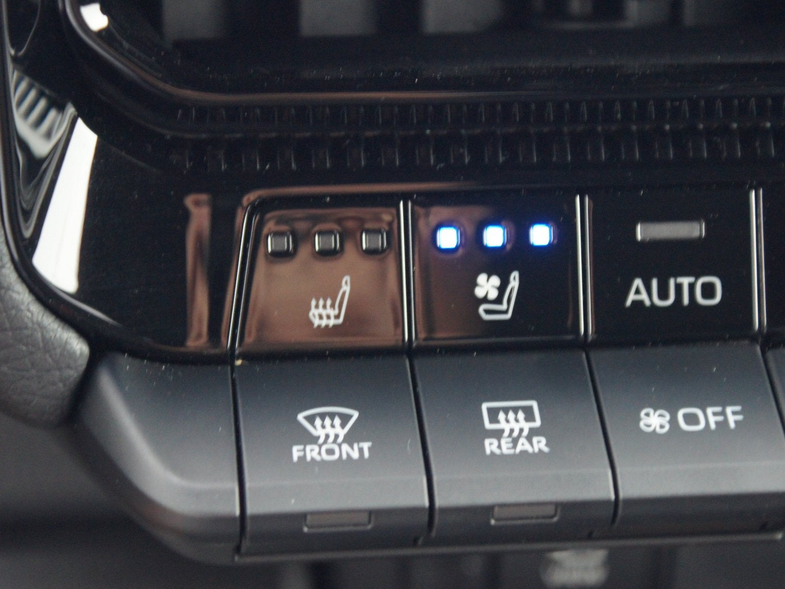 2024 Toyota Land Cruiser First Edition