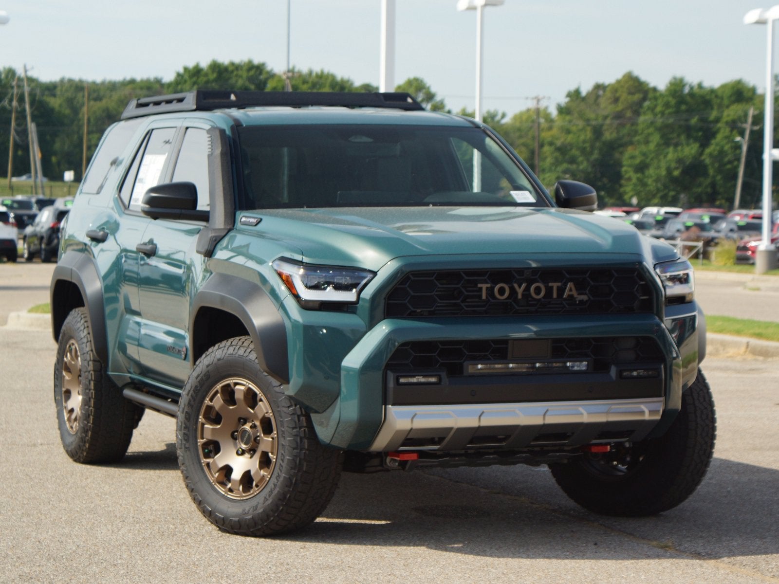 2026 Toyota 4Runner i-FORCE MAX 4Runner Trailhunter