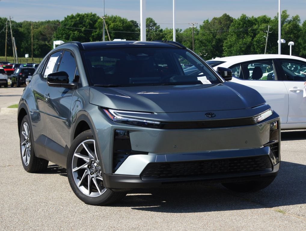 2026 Toyota C-HR XSE