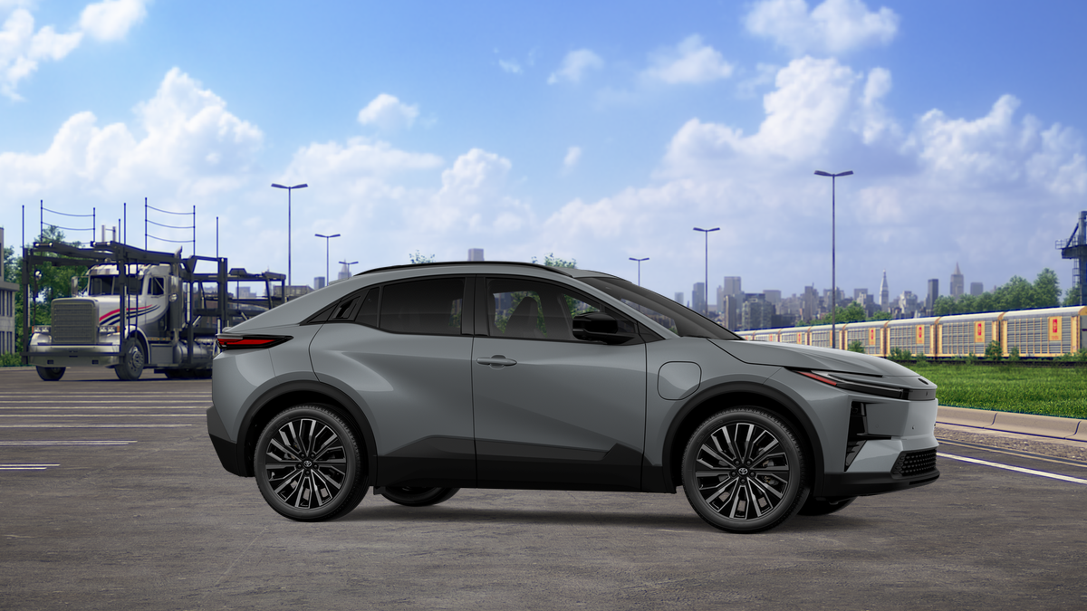 2026 Toyota C-HR XSE