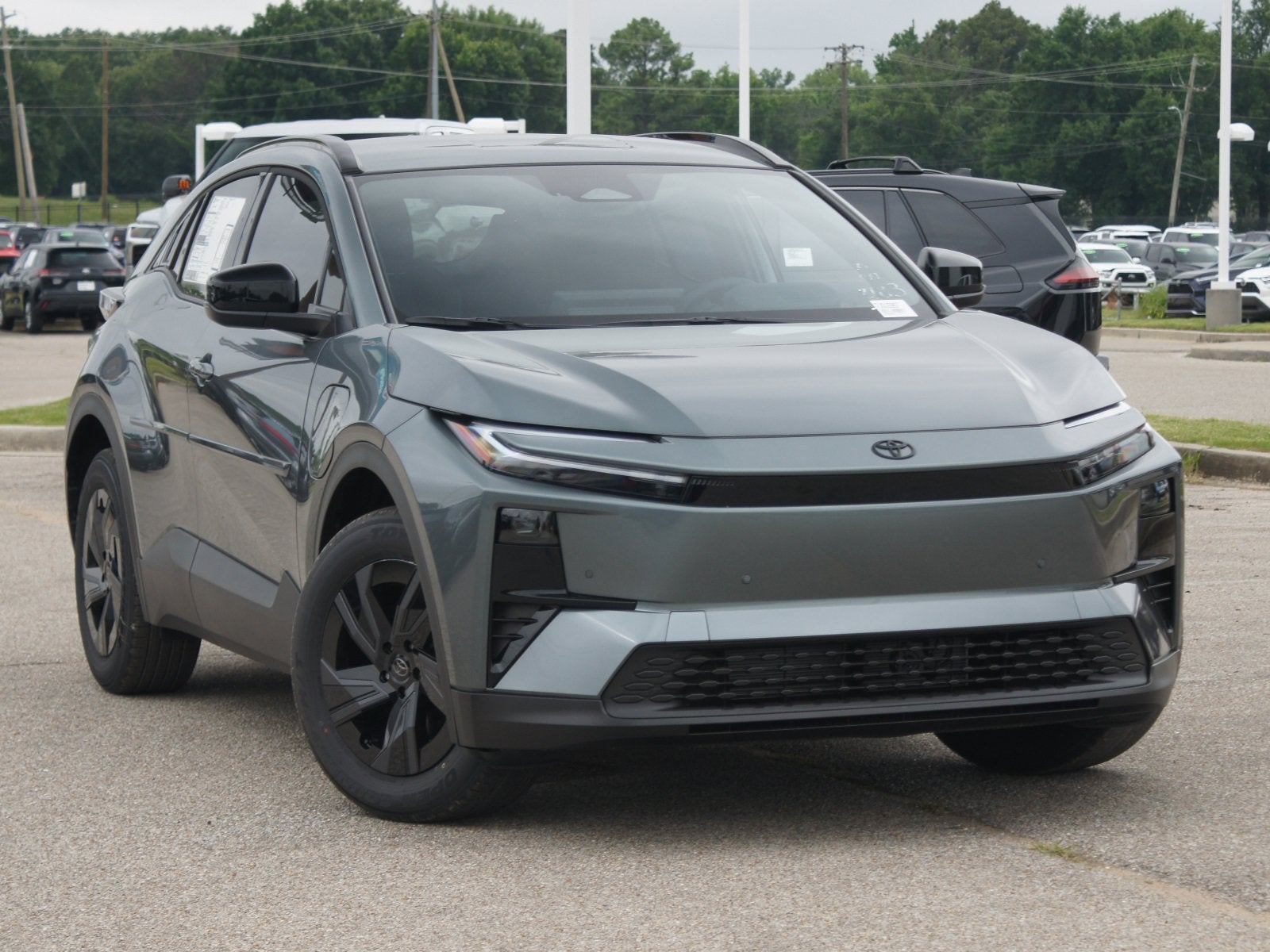 2026 Toyota C-HR SE