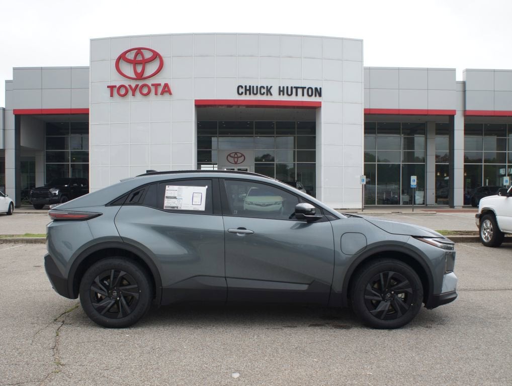 2026 Toyota C-HR SE