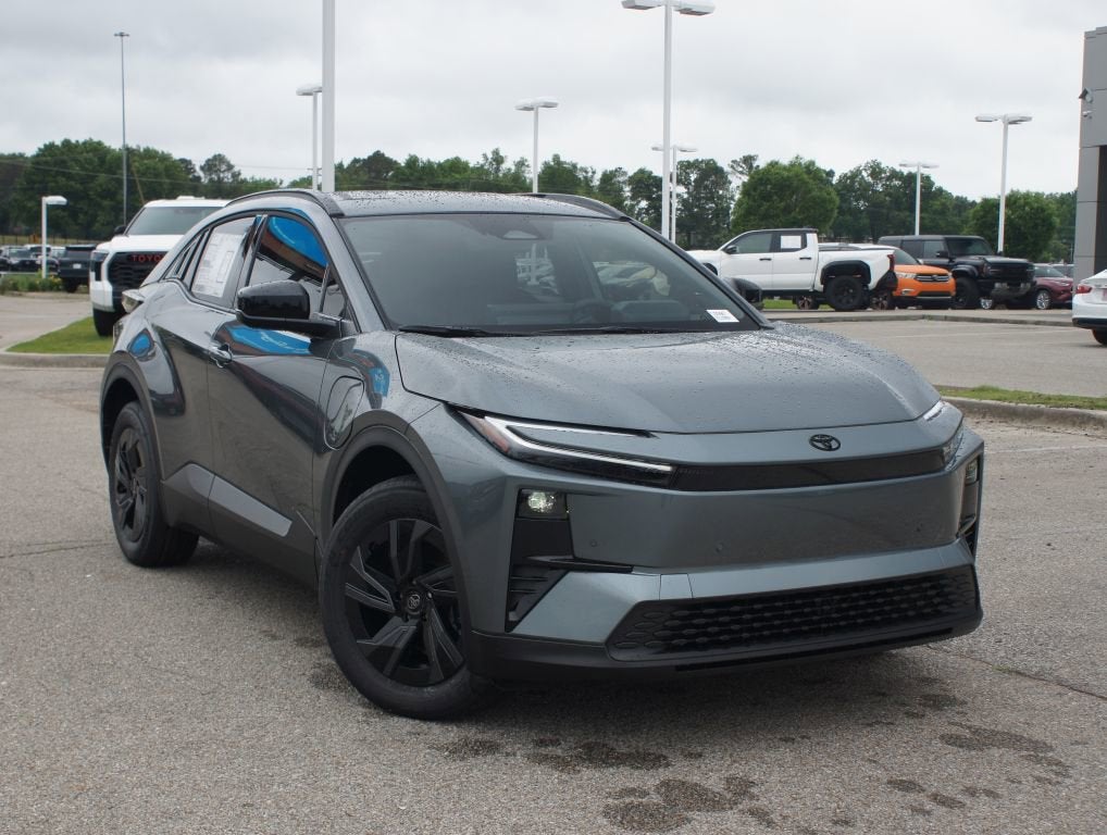 2026 Toyota C-HR SE