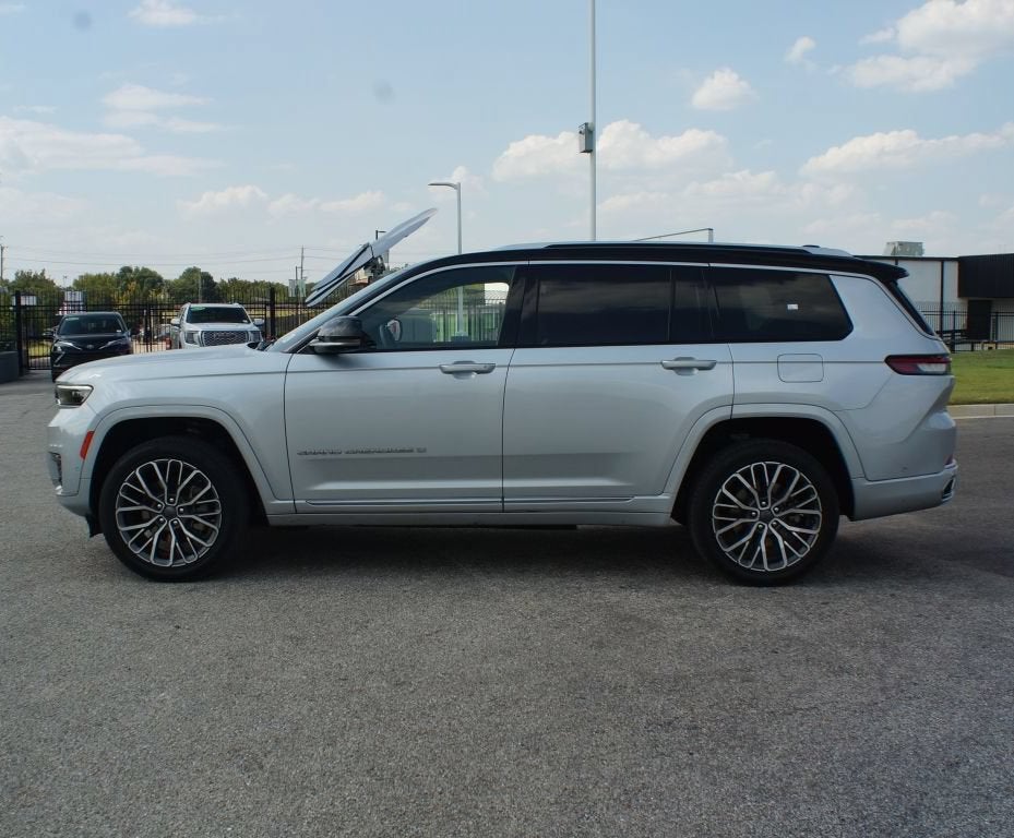 2023 Jeep Grand Cherokee L Summit Reserve