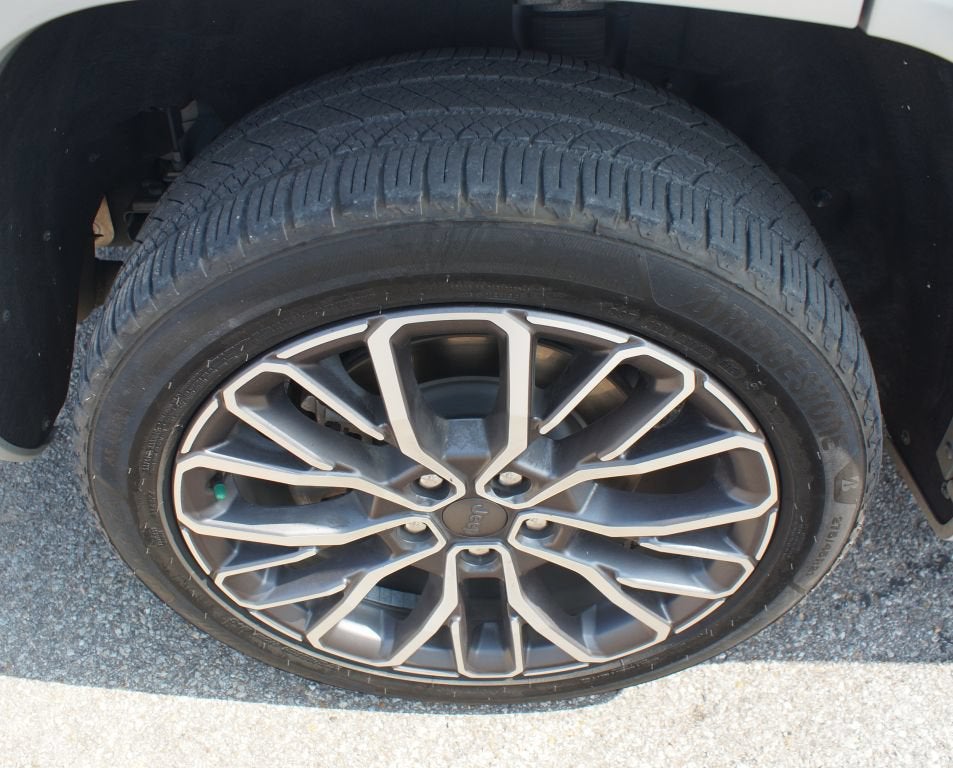 2023 Jeep Grand Cherokee L Summit Reserve