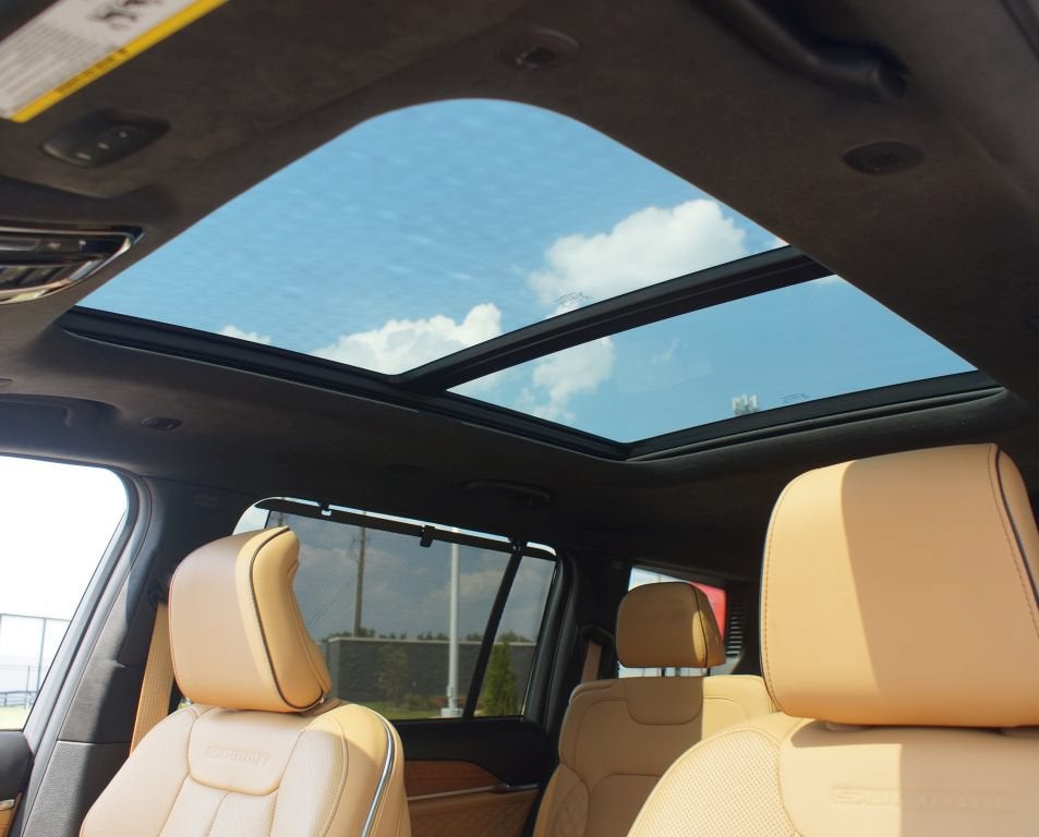 2023 Jeep Grand Cherokee L Summit Reserve