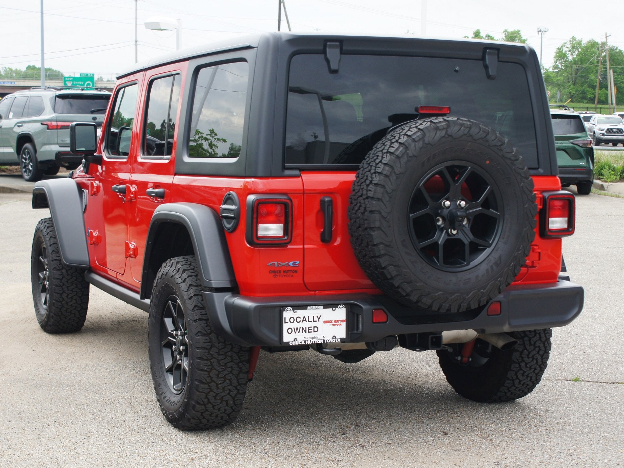 2025 Jeep Wrangler 4xe Willys