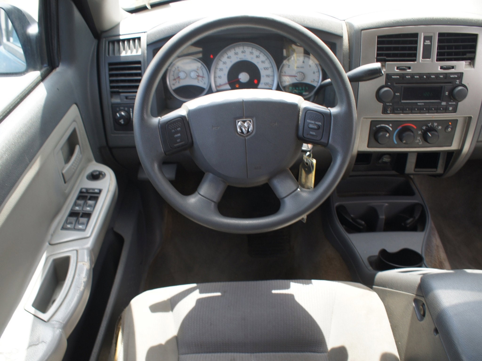 2006 Dodge Dakota SLT