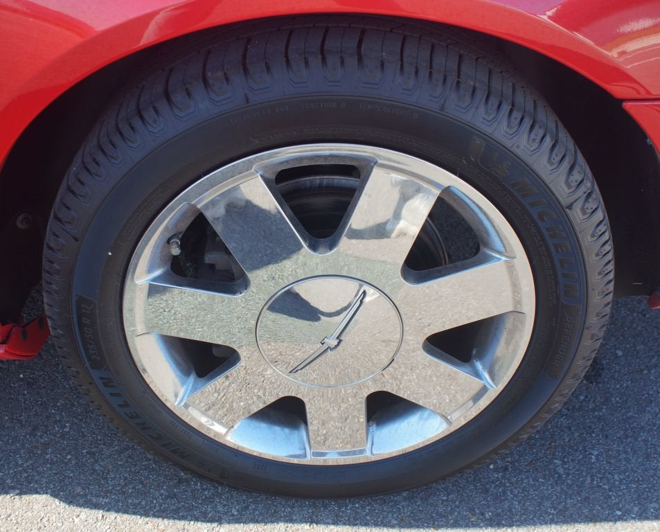2002 Ford Thunderbird w/Hardtop Deluxe