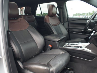 2022 Ford Explorer Platinum