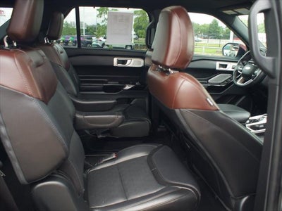 2022 Ford Explorer Platinum