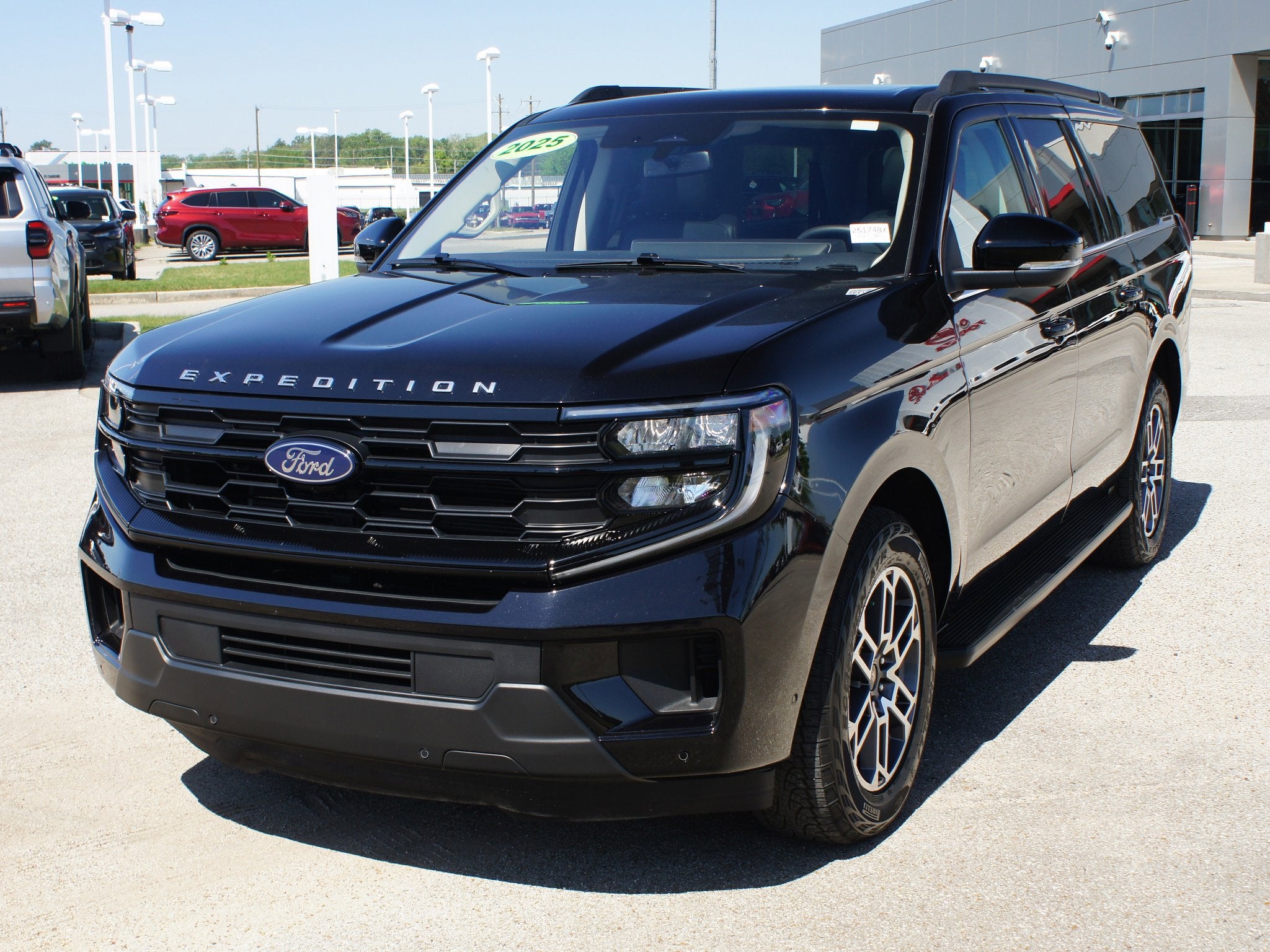 2025 Ford Expedition Max Active