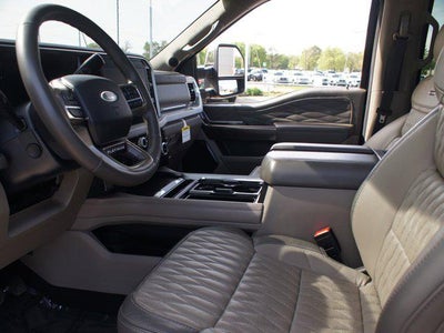 2025 Ford Super Duty F-250 SRW XLT